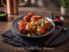 Chilli Garlic Veg Momo